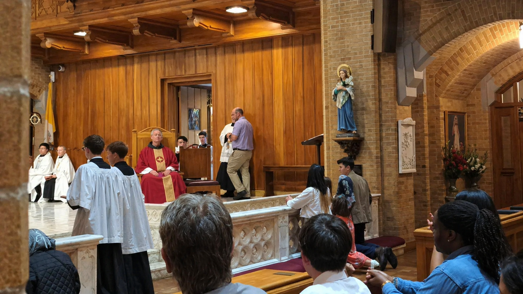 Refusal Without Words? Communion, Posture, and the Quiet Mechanics of Exclusion in Charlotte